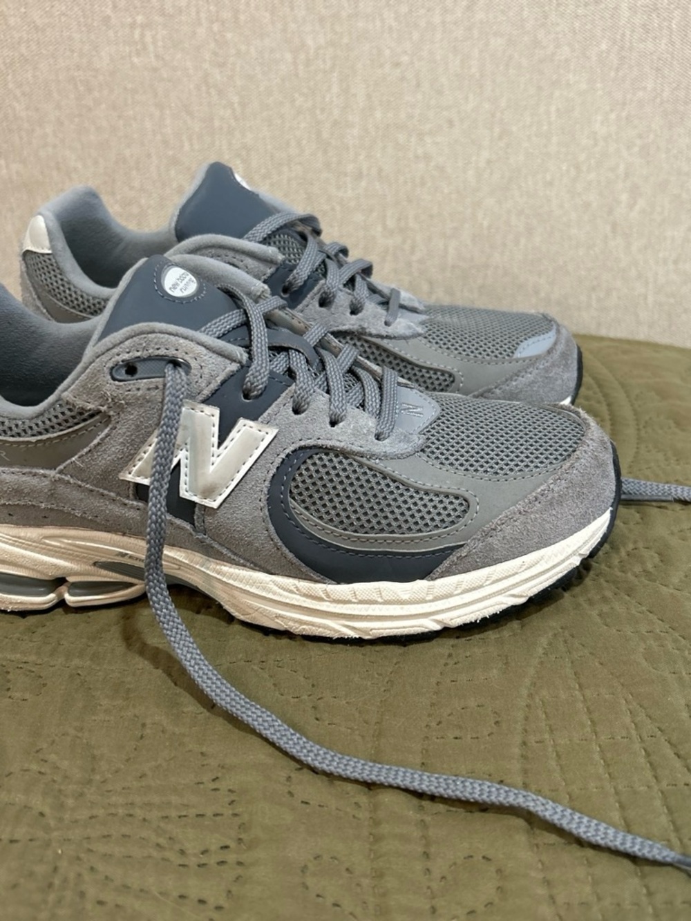 New Balance Kids Grey Mesh & Suede Sneakers